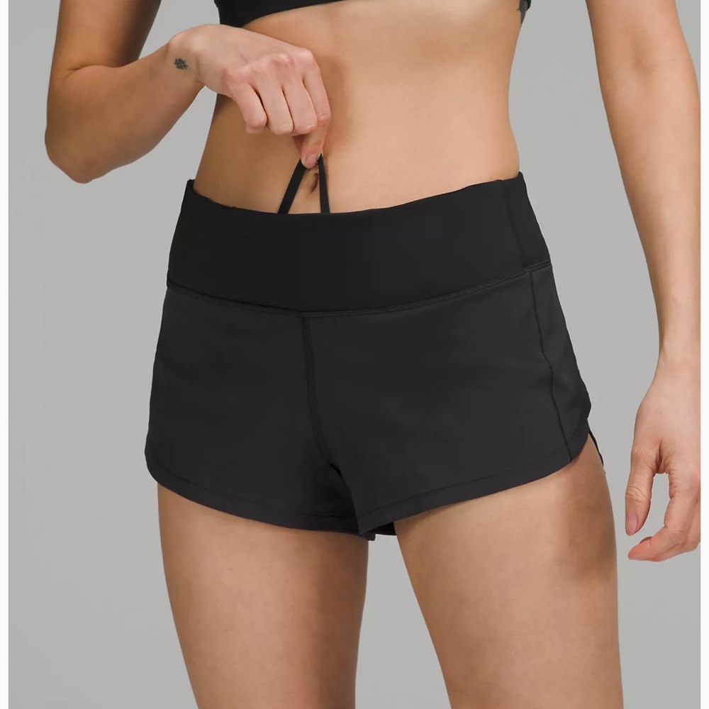 LULU LEMON Speed Up Shorts Size 6